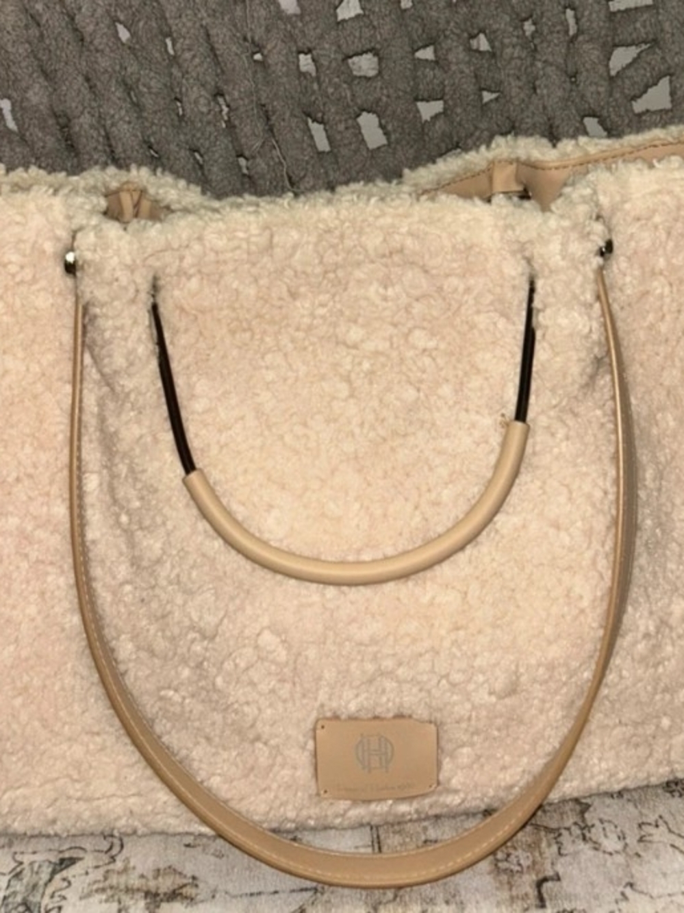 House Of Harlow 1960 Sherpa Tote Bag in Cream